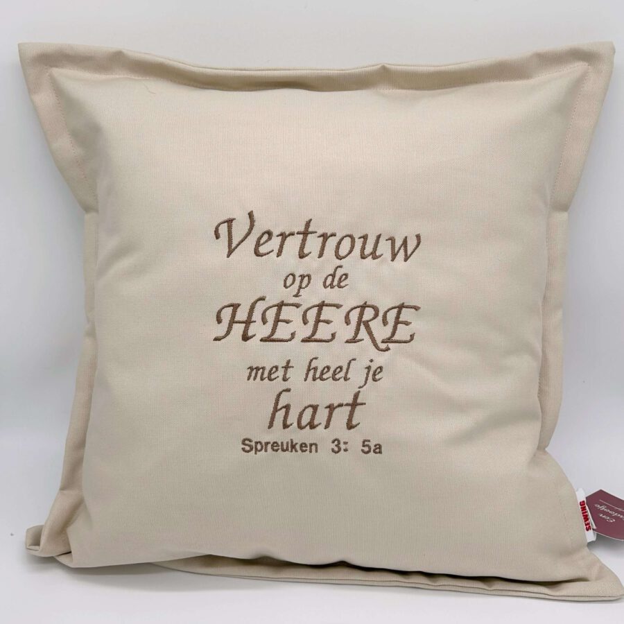 Kussens met naam geborduurd