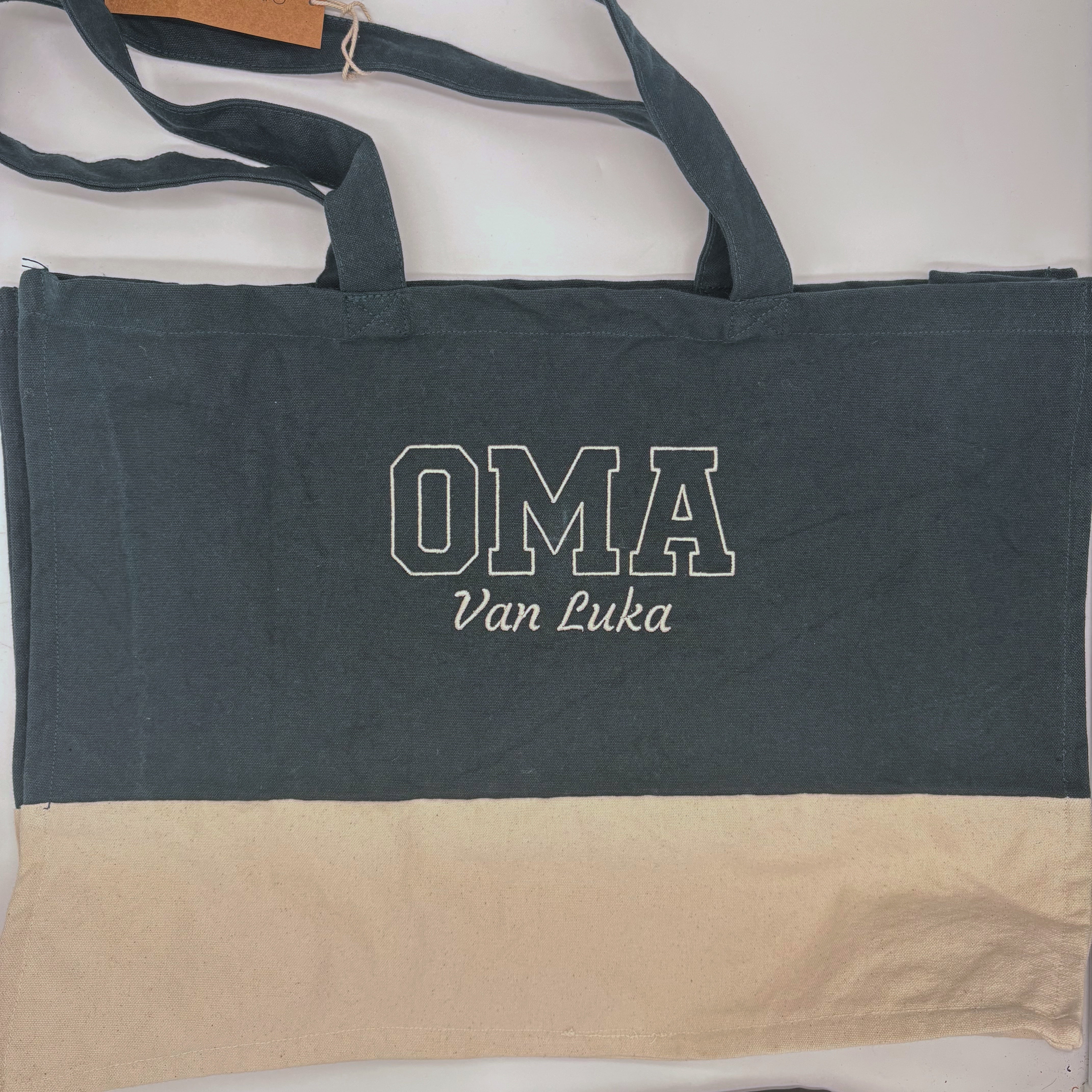 Oma tas met naam en namen van kleinkinderen op tote bag