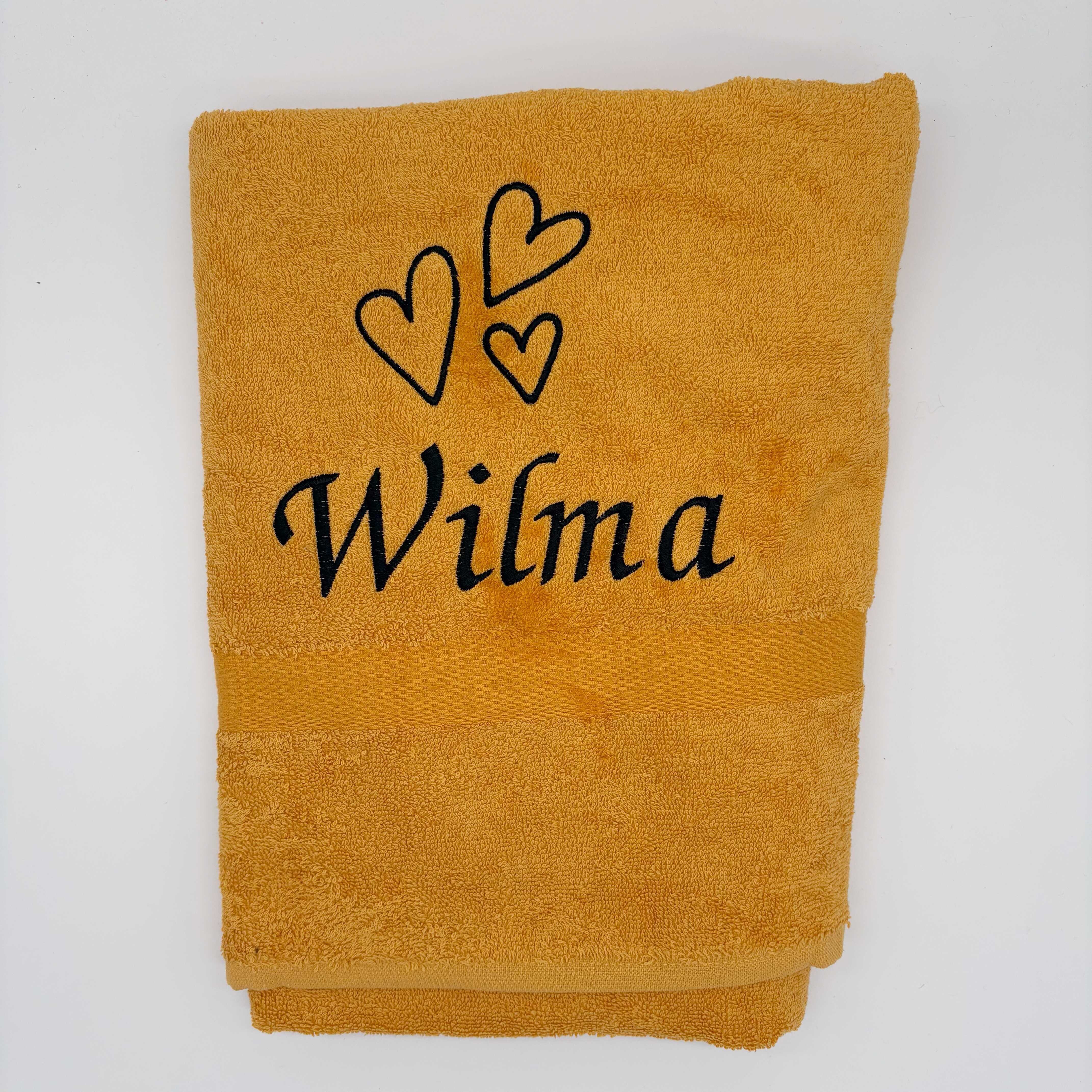 handdoek met naam Wilma en hartjes