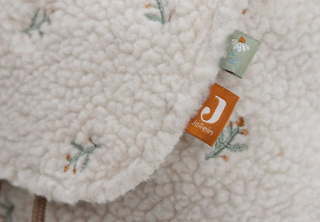 Detail van op Jollein Teddy Rugzak met naam Lovely,