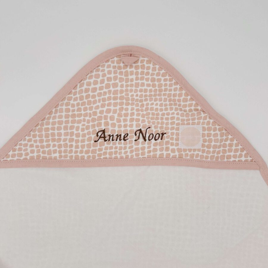 omslagdoek met naam jollein tricot.