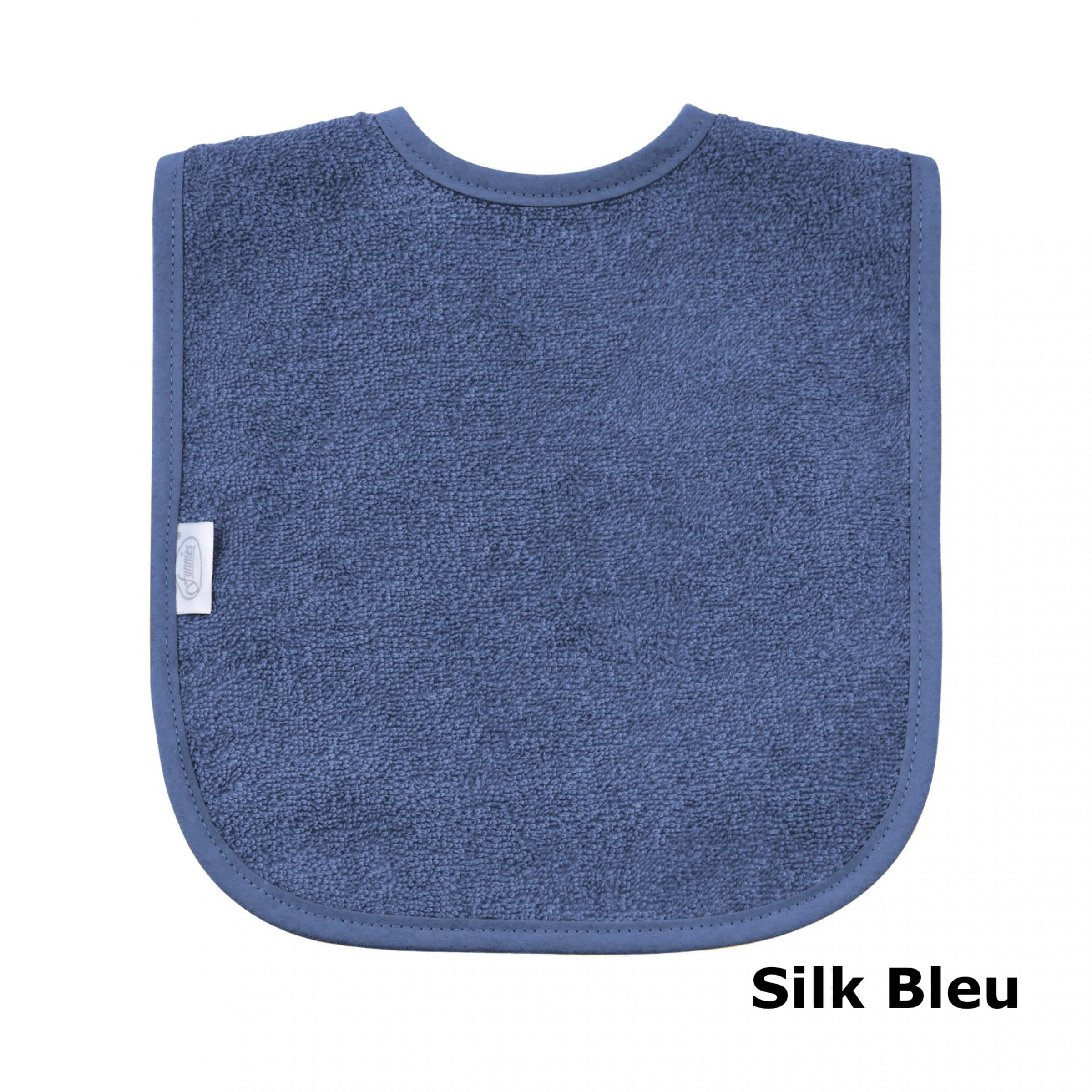 Silk Blue slab met naam geborduurd, lichtblauw persoonlijk slabbetje voor baby